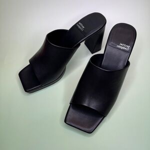 Jeffrey Campbell Caviar Platform Slide Sandal in black size 10